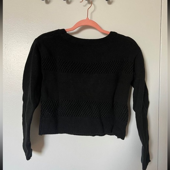 Sweater arrival - Picture 3 of 4